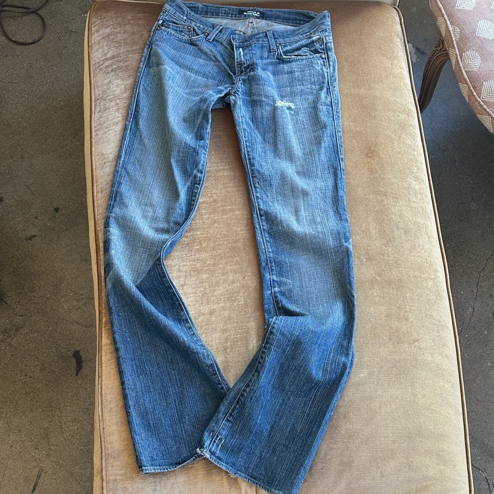 Vintage Distressed Light Wash Tall girl jeans 34-35” inseam long legs Sold as Is